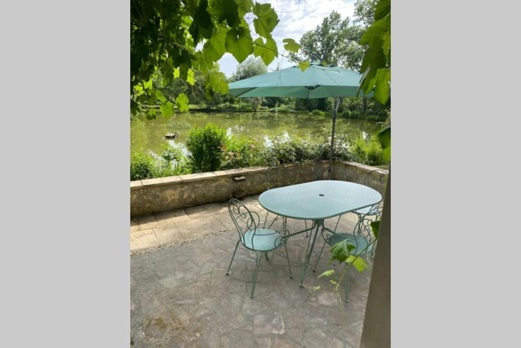 La Petite Maison au bord de l’étang Chirac  Esterno foto